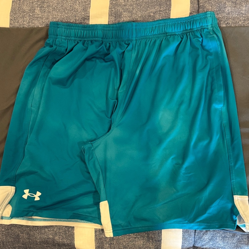 Under Armour Men's Blue Athletic Shorts